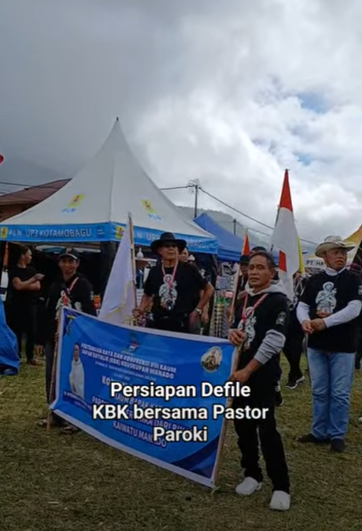 Foto kegiatan Persiapan Defile KBK Bersama Pastor Paroki